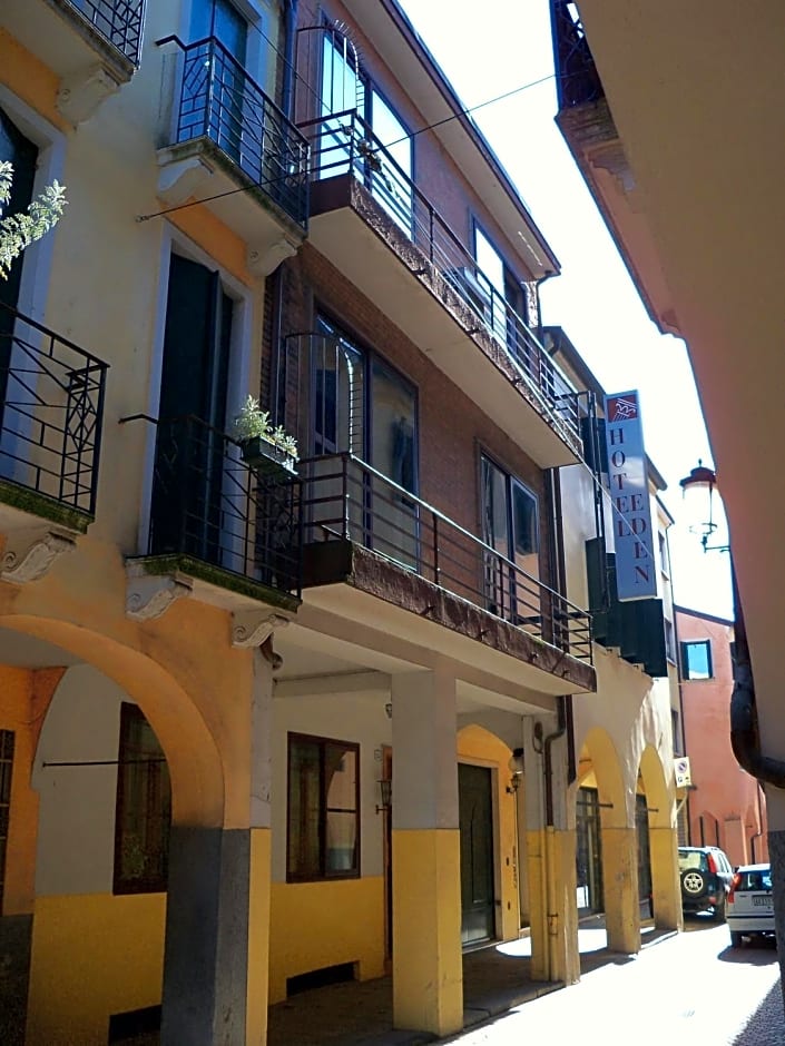 Hotel Eden