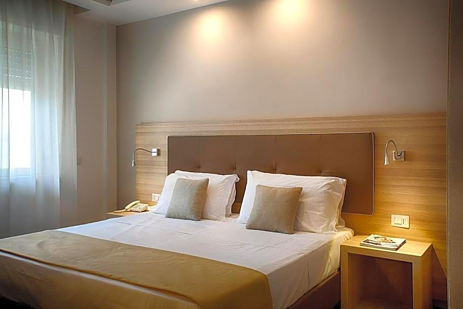 American Hotel