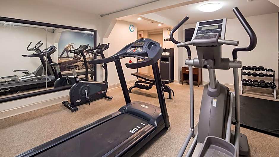 Best Western Plus Coastline Inn