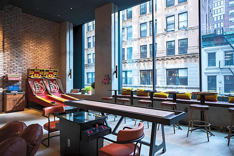 Moxy by Marriott NYC Downtown