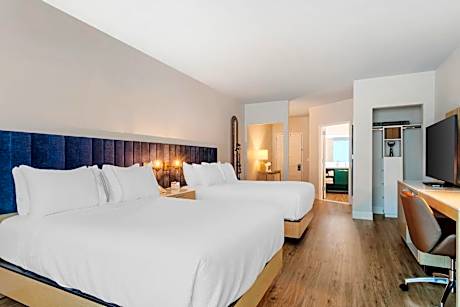 Premium Queen Room with Two Queen Beds