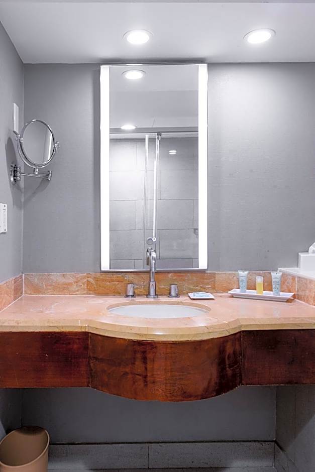 Crowne Plaza Managua By IHG