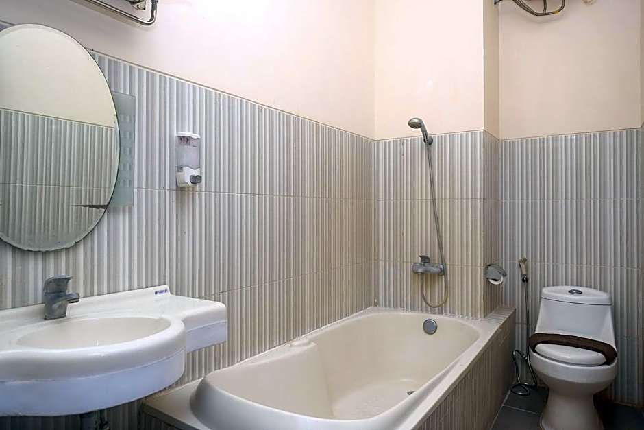 Urbanview Hotel Anggraeni Jatibarang