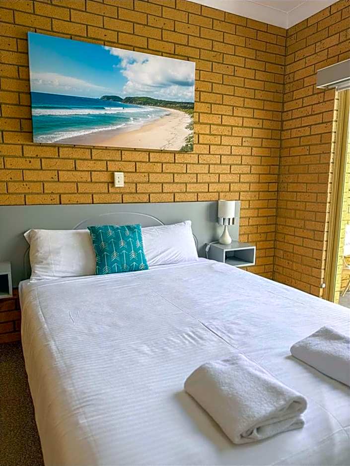 Yamba Motor Inn