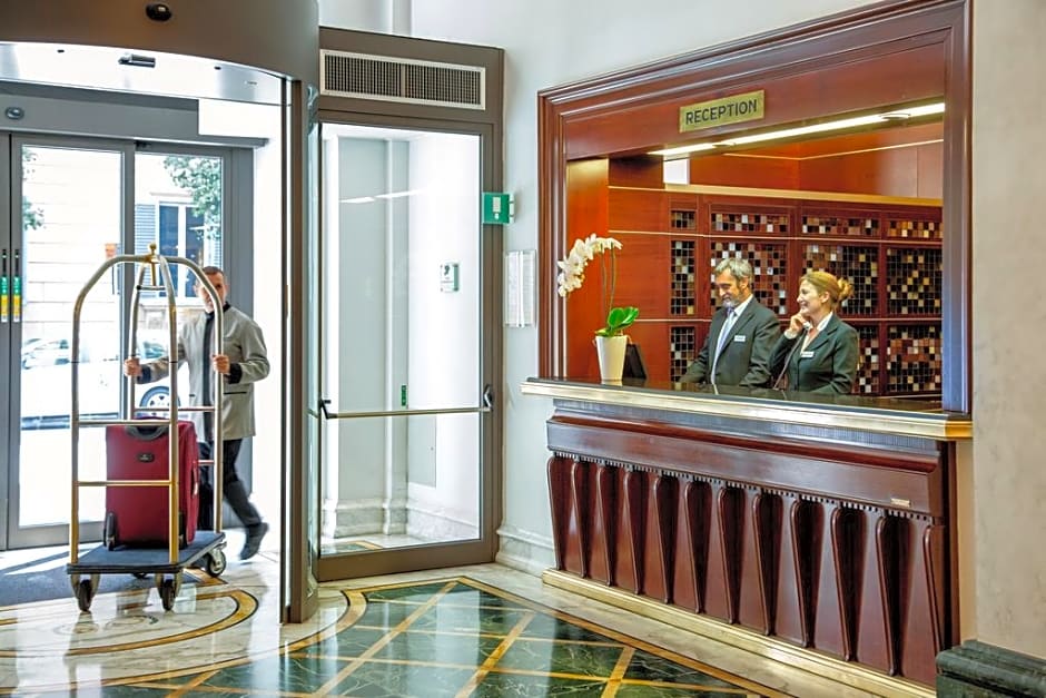 Hotel Savoy