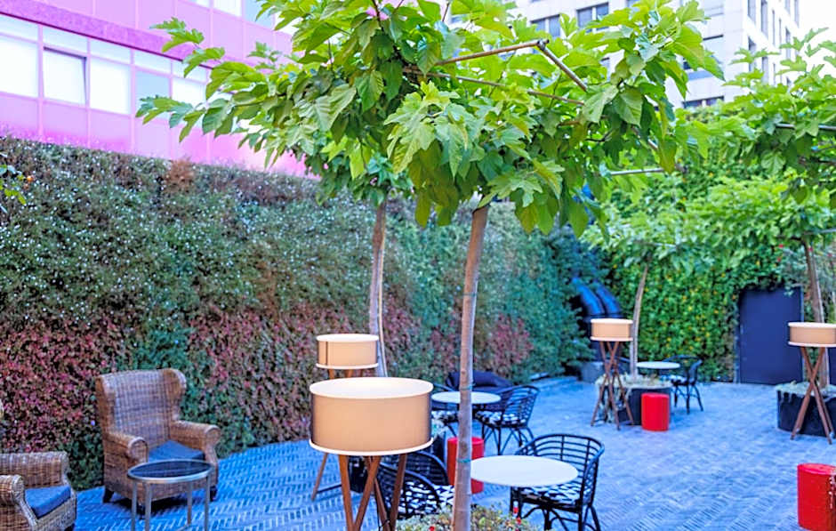 Brown BoBo, a member of Brown Hotels