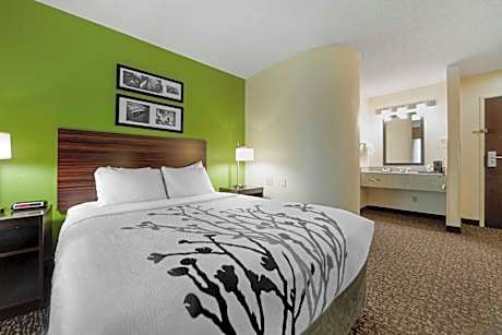 Queen Suite with Sofa Bed - Non Smoking