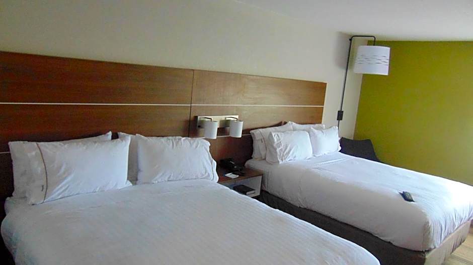 Holiday Inn Express & Suites Wapakoneta By IHG
