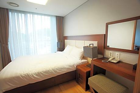 Duplex Studio with Beach View - Resort
