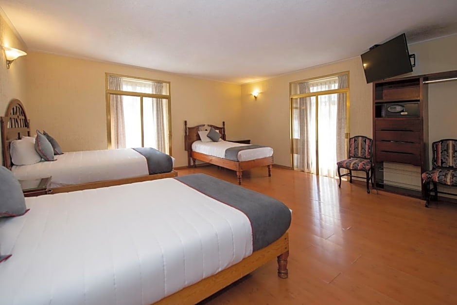 Hotel Senorial
