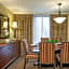 Clarion Collection Arlington Court Suites Hotel