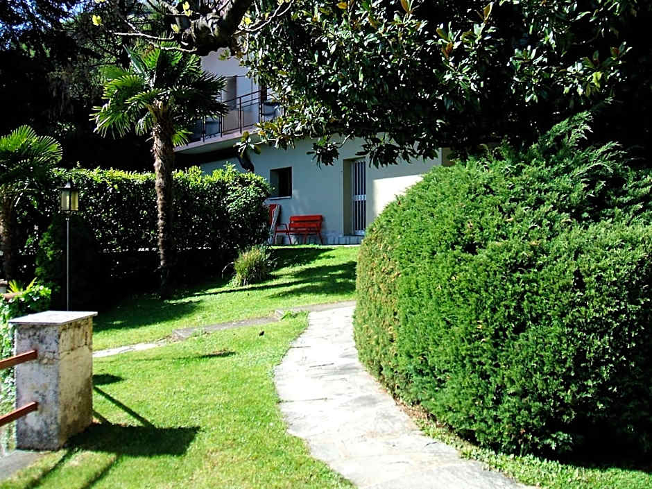 Garden Rooms 1