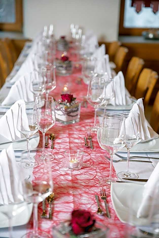 Hotel-Restaurant Straussen