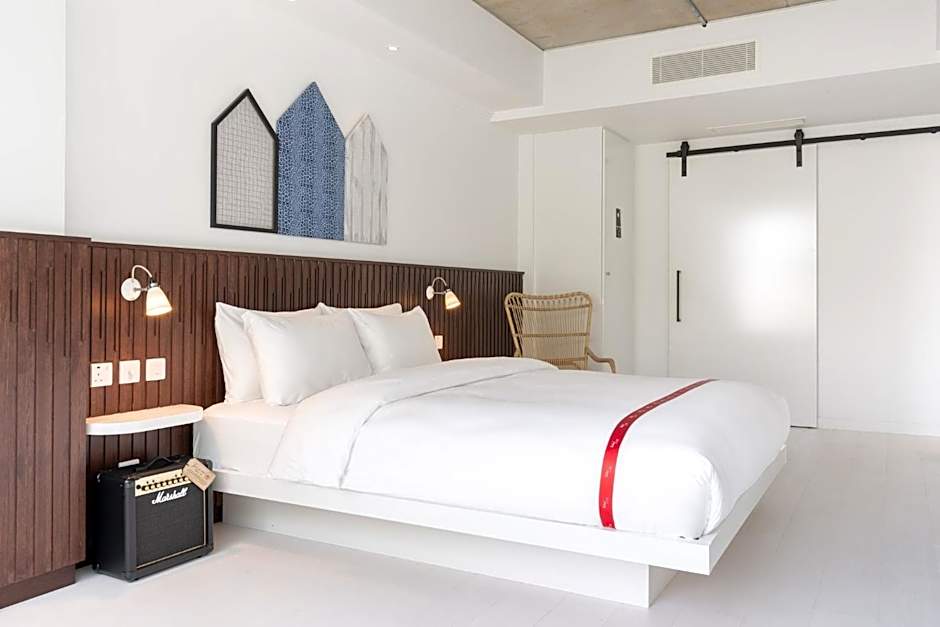 Ruby Zoe Hotel London