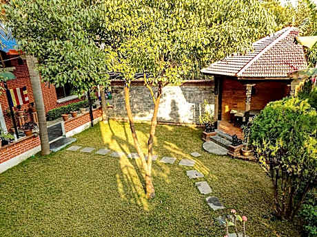 Hotel Ananda Inn