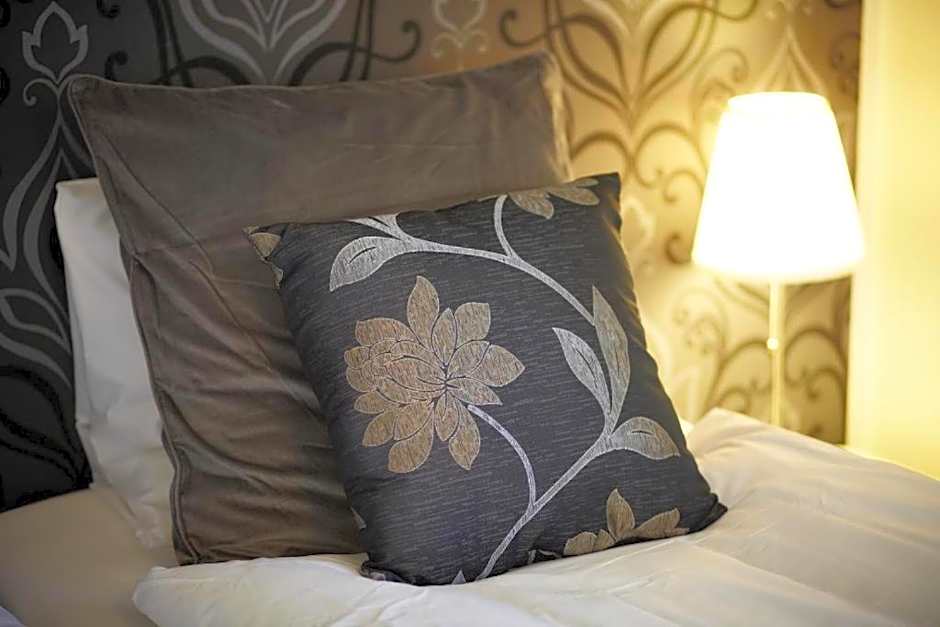 Riverside stay at Hotel - Ängelholm