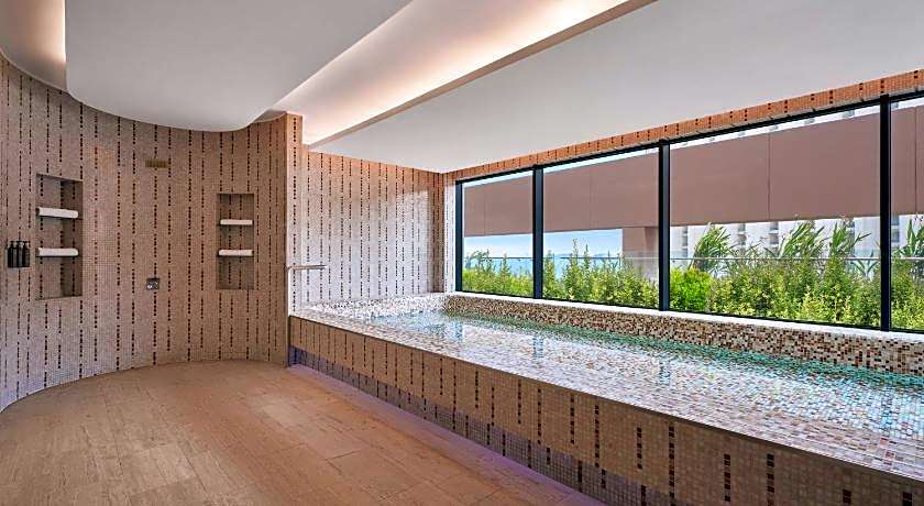 Sheraton Nha Trang Hotel & Spa