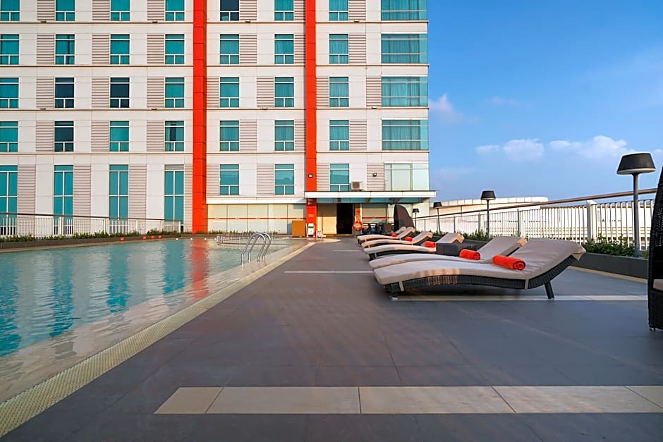 Harris Hotel And Conventions Bekasi