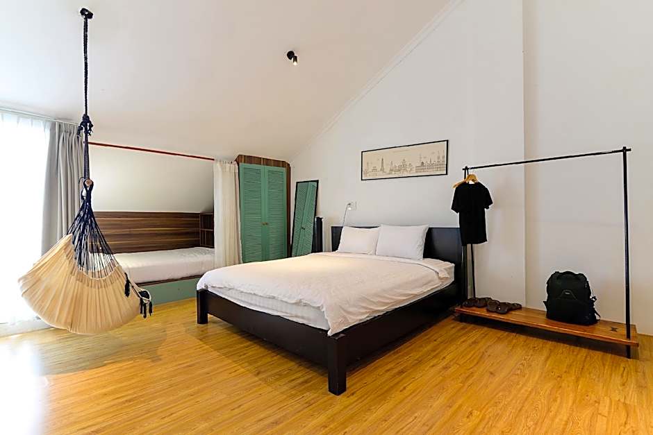 Leaf Signature Hotel - La Group