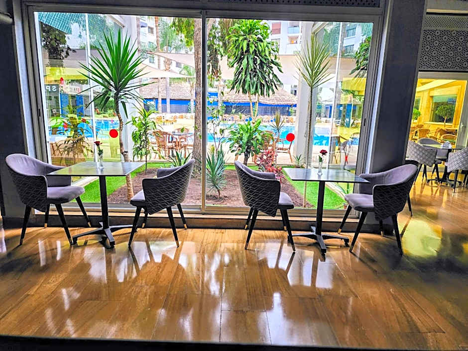 El Oumnia Puerto & Spa