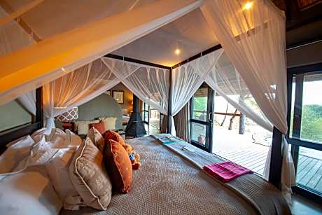 Hambleden Family Suite - 2 Game Drives Included