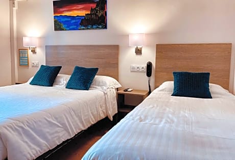 Economy Quadruple Room