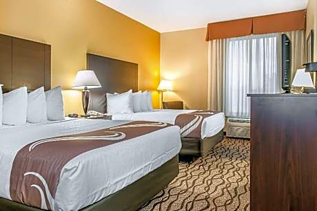 2 Queen Bed No Smoking
