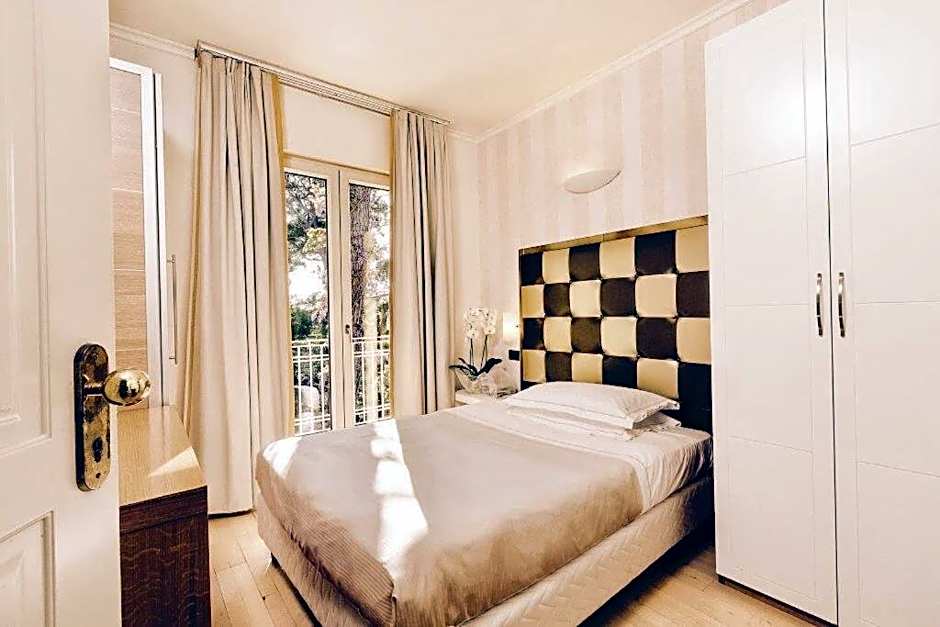 JR Resort Logos Forte dei Marmi