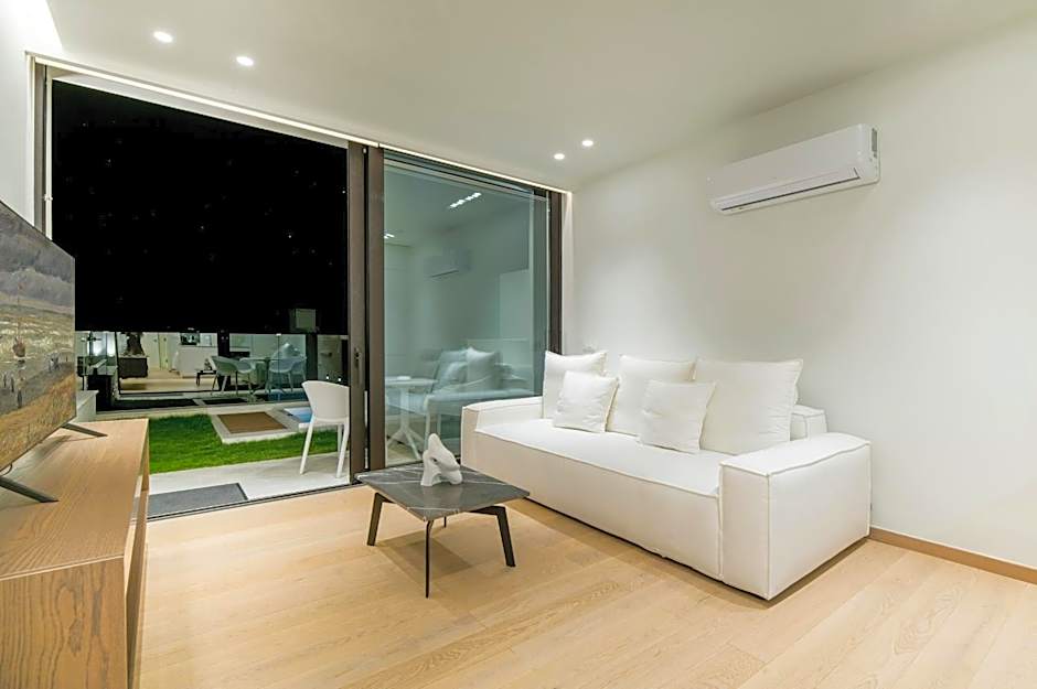 GM exclusive Luxury Suites & SPA