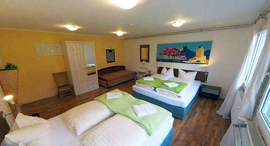 Quartier SansSouci Hostel