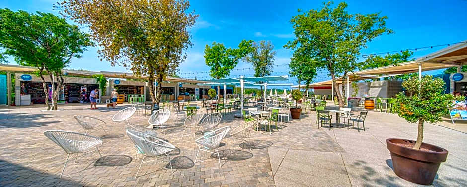 Mobilhome Victoria Camping Lanterna