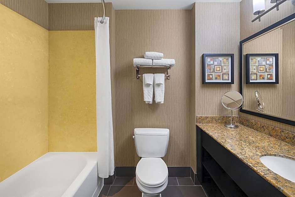 Best Western Premier Freeport Inn Calgary Airport