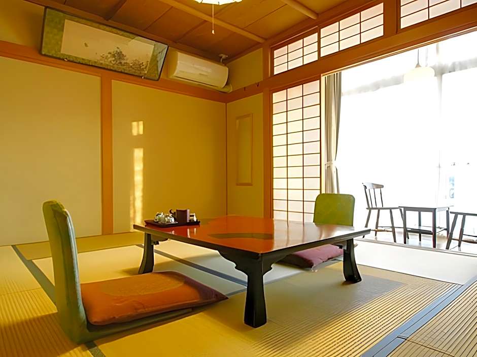 Yudanaka Onsen Shimaya