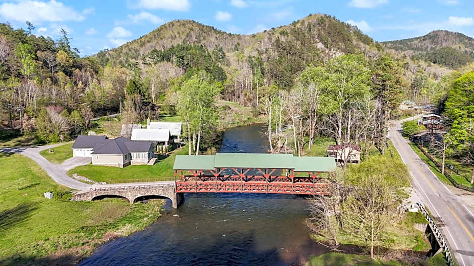 The Tellico Plains Inn and Event Venue