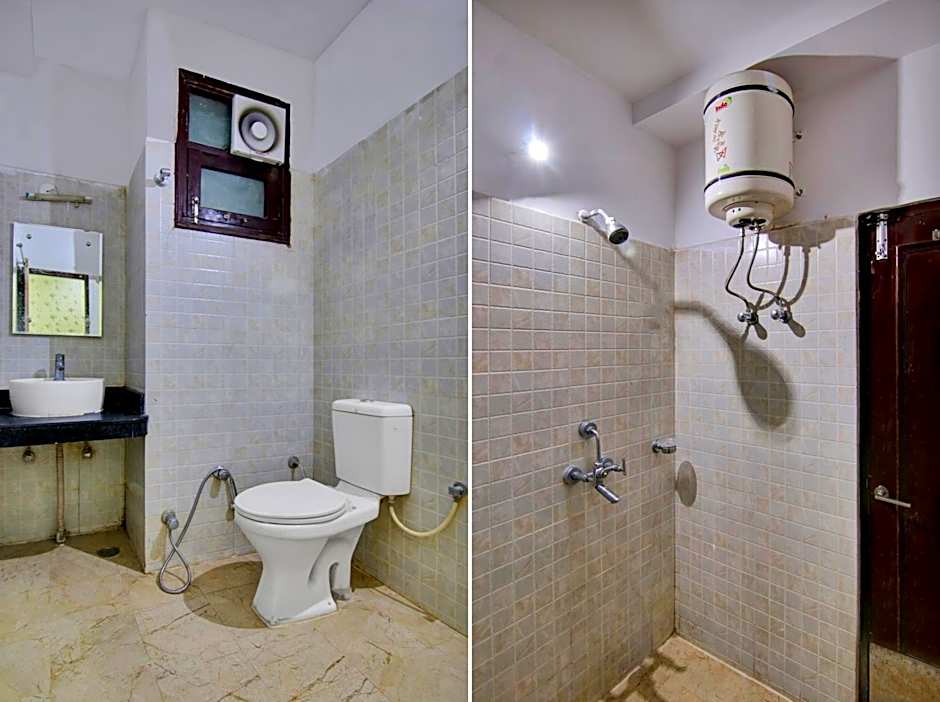 Collection O The Shree Dhar Niwas