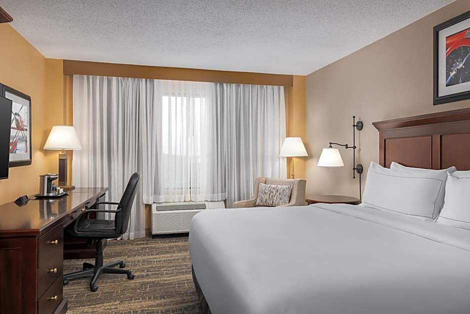 DoubleTree By Hilton Cincinnati Airport