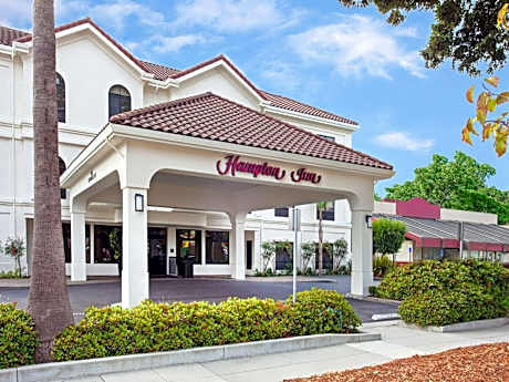 Hampton Inn By Hilton Santa Cruz