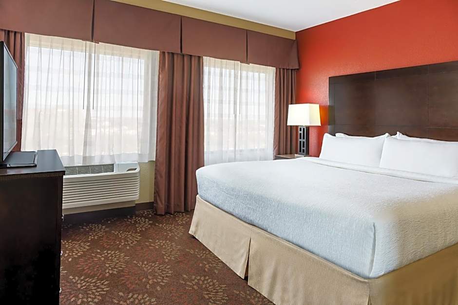 Holiday Inn Charlotte University By IHG