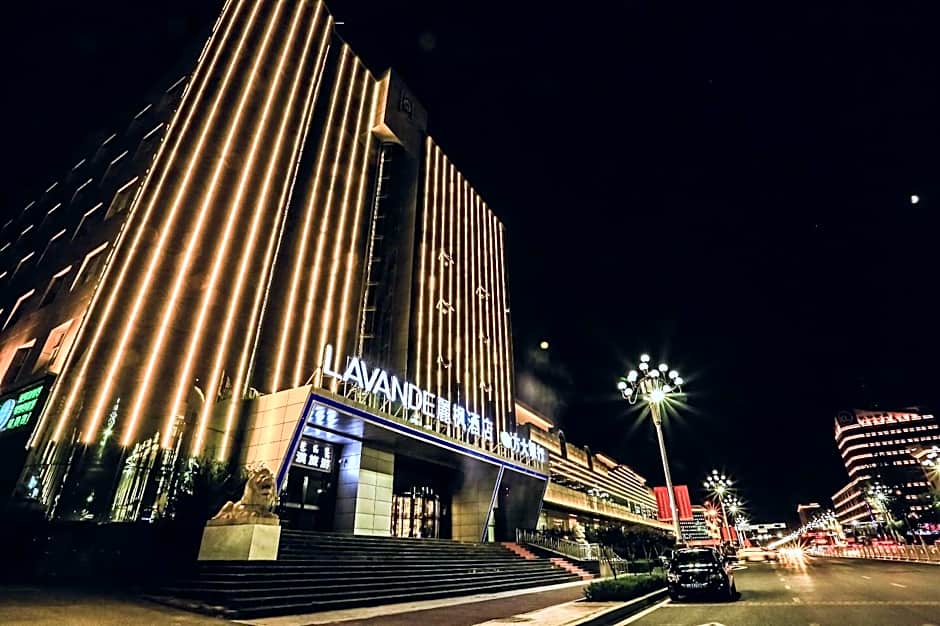 Lavande Hotel Alashan Banner Tuerhute South Road