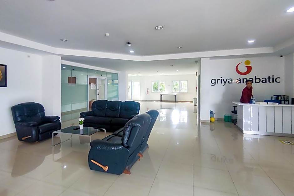 Gading Serpong Hotel Near Stadion Persita Redpartner