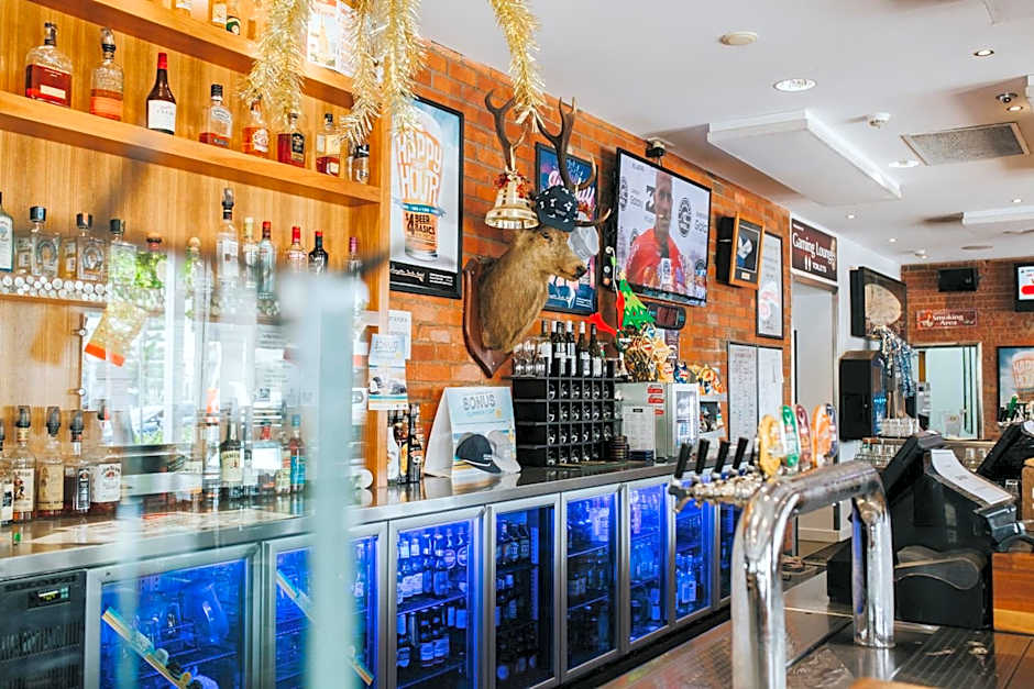 Coolangatta Sands Hotel