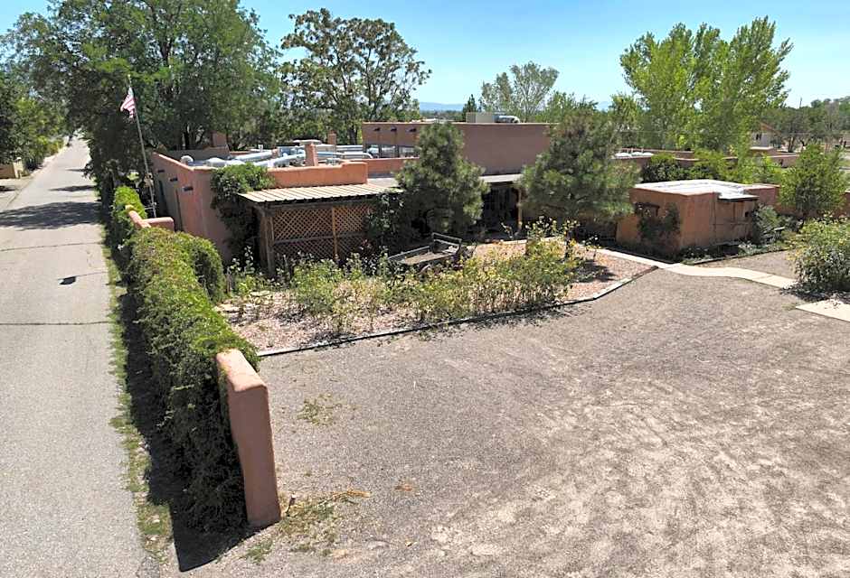 Loba Luna Bed & Breakfast