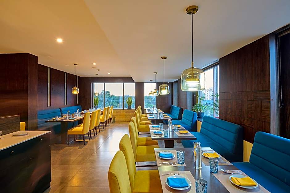 Voyage Milestone Hotel & Banquet