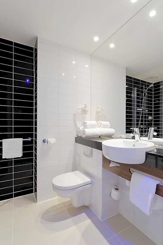 Holiday Inn Express Utrecht - Papendorp By IHG