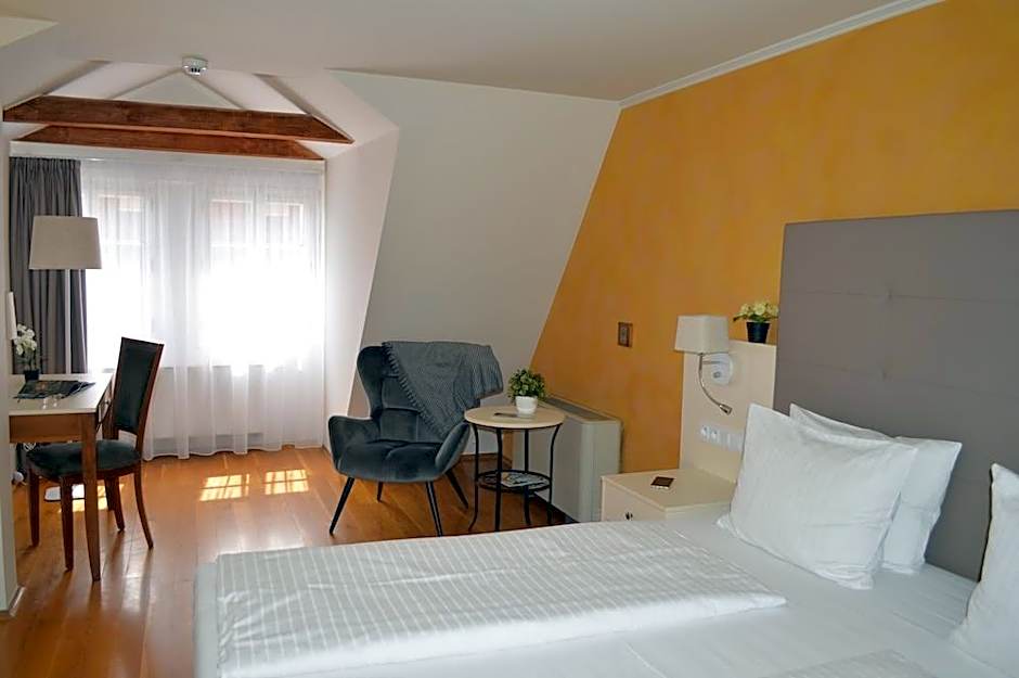 The Golden Wheel Boutique Hotel