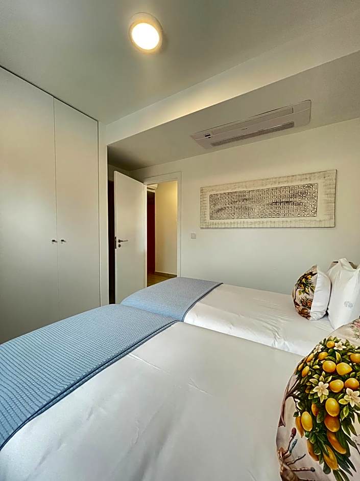 Esmeralda Holidays Apartments