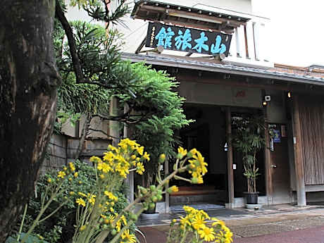 Atami Onsen Yamaki Ryokan