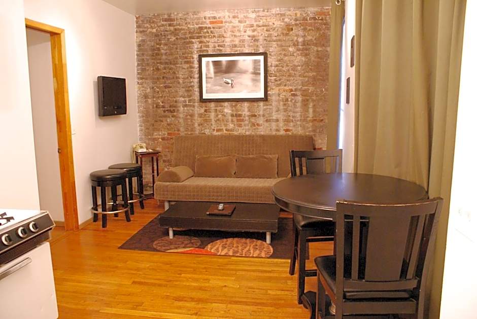 Off SoHo Suites Hotel