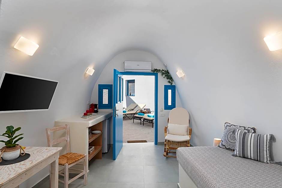 Santorita Suites