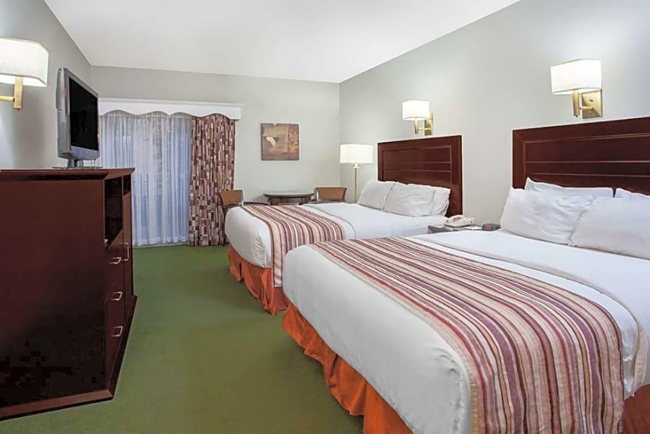 Photo 1 of 2 of 2 Queen Beds